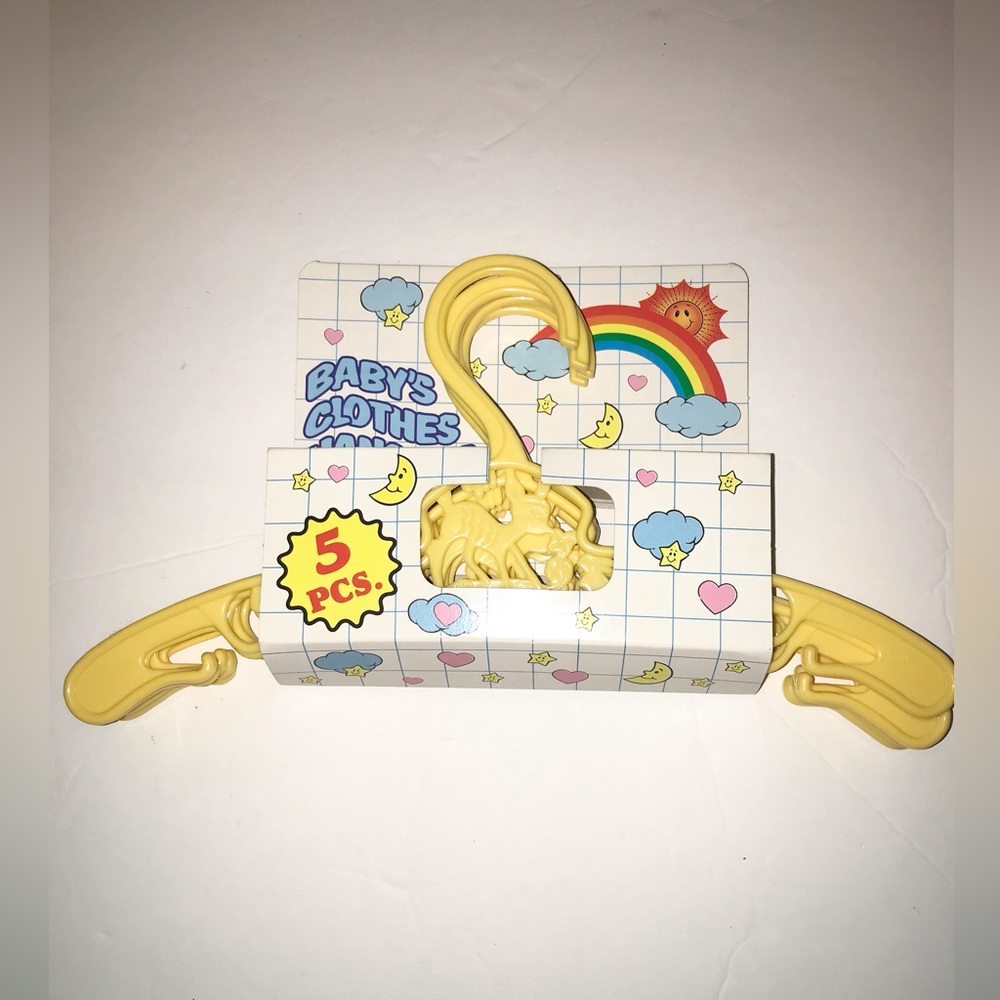 Vintage woodland 5-Pack Yellow child Baby Hangers new old stock plastic cute